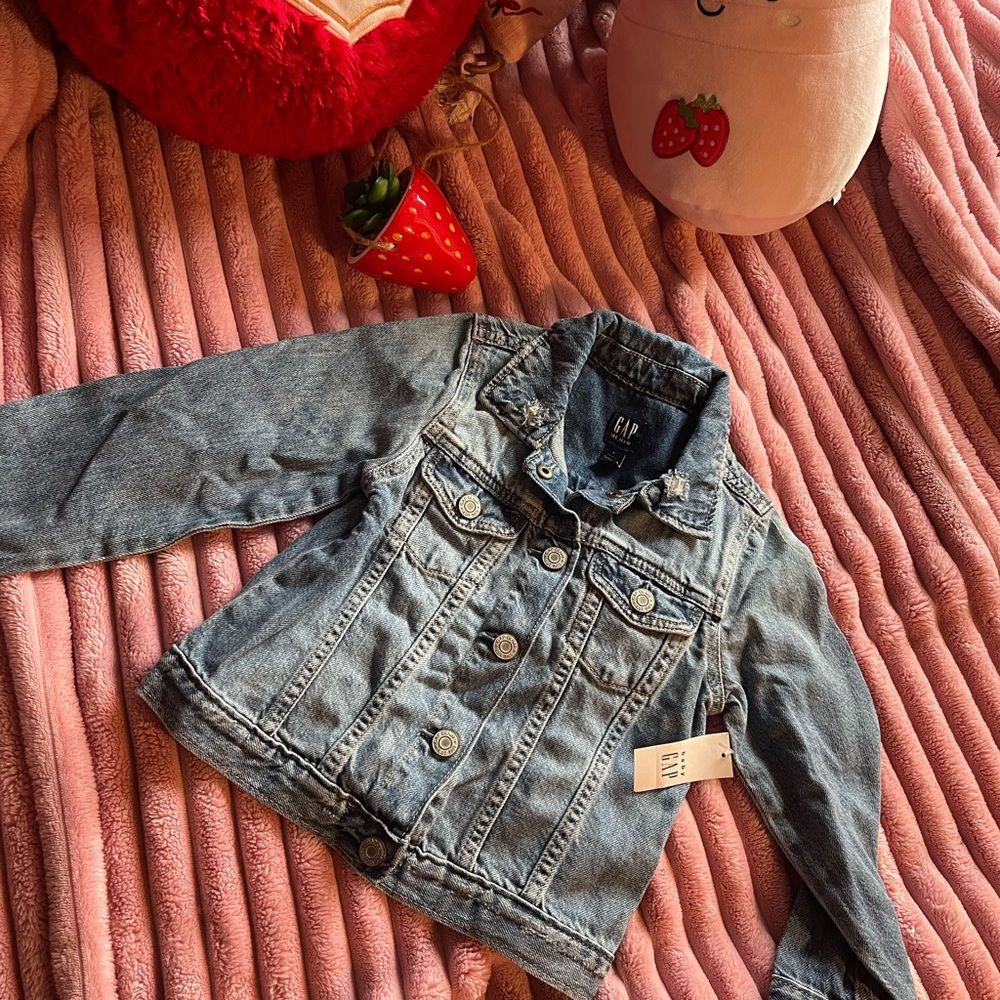 GAP Blue Jean Jacket Classic Denim Style
